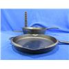 Image 3 : NEW - Camp Chef Cast Iron Pre-Seasoned Combo Cooker - 12"