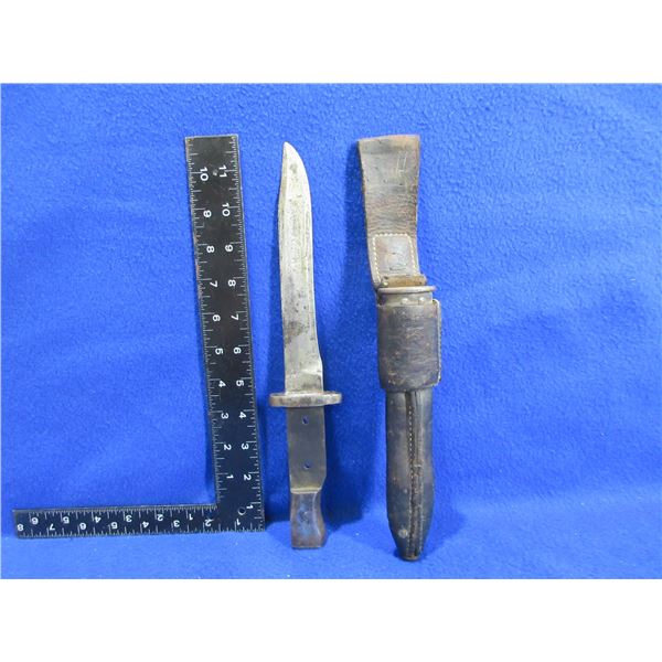 Vintage Canadian Ross Rifle Bayonet with Sheath and Broad Arrow