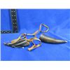 Image 1 : 2 Vintage Small Powder Horns - 1 is Cracked, Other has a Leather Strap