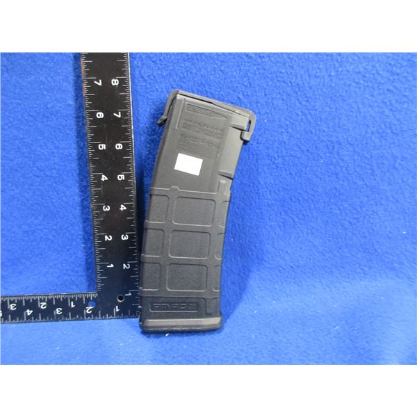 5.56X45 AR/M4 PMAG30 Gen M2 30 Round Magazine with Dust Cover - Pinned to 5