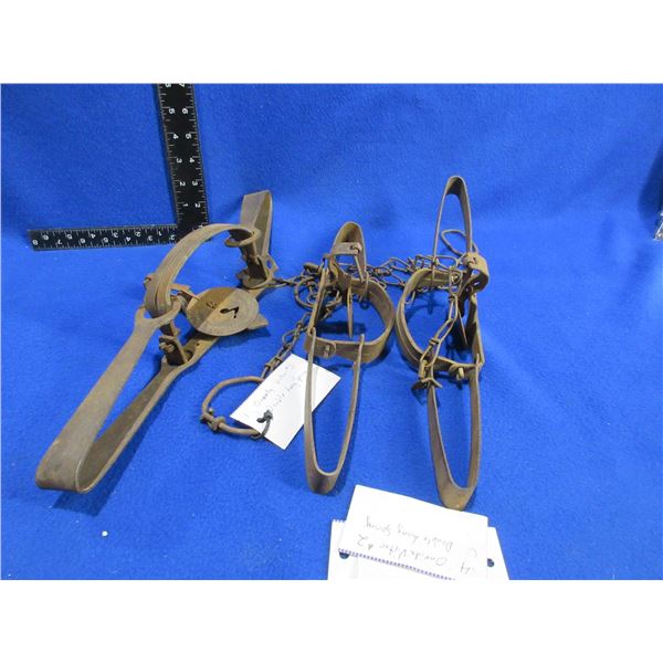 3 Vintage Oneida Victor Traps - #3 Double Long Spring and #2 Double Long Spring x 2