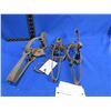 Image 1 : 3 Vintage Oneida Victor Traps - #3 Double Long Spring and #2 Double Long Spring x 2