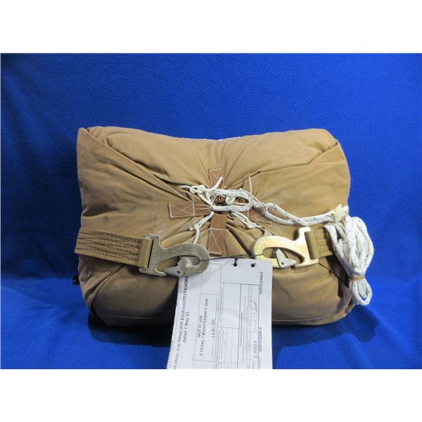 Type SD 2/1 28/1 Canadian Parachute - Unissued Condition, Dated Nov 16, 1966