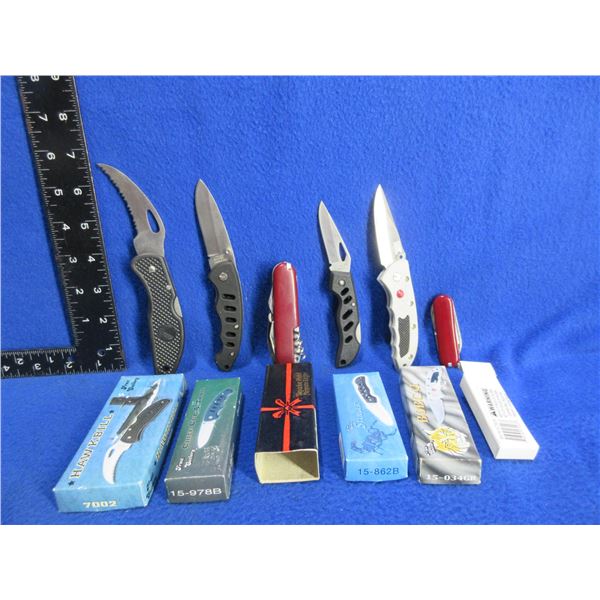 4 Folding Lock Blade Knives - Appear Unused