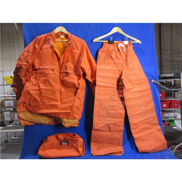 Bristol Outfitters Husqvarna Rain Jacket & Pants - Size Small with Carry Bag