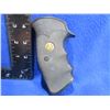 Image 2 : Pachmayr S&W Square Butt SK-GP Grip with Screw - K/L Frame Gripper Model