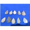 Image 1 : 10 Arrowheads - Approx. 1" to 1 1/2" Length