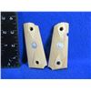 Image 1 : 45 ACP Colt 1911 Officer's Model Wood Grips
