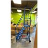 Image 2 : CANWAY 5' PORTABLE WAREHOUSE STAIRCASE 5H-20 400 LBS CAPACITY