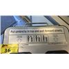 Image 3 : WRAPPED UMBRELLA PORTABLE FULL-SIZE & HALF-SIZE UMBRELLA BAGGING MACHINE