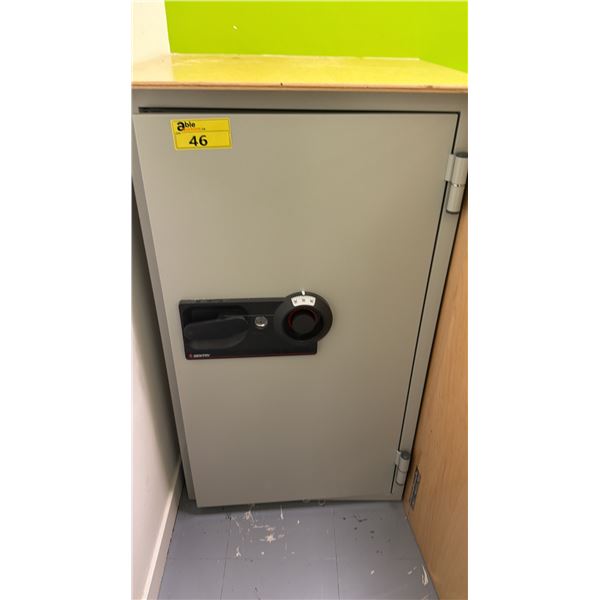 SENTRY SAFE (UNLOCKED, NO COMBINATION, NO KEY)