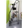 Image 3 : 5' PORTABLE WAREHOUSE STAIRCASE