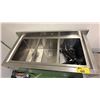 Image 2 : 3-BAY STAINLESS STEEL WASH STATION
