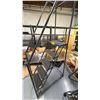 Image 3 : BALLYMORE 5' PORTABLE WAREHOUSE STAIRCASE