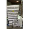 Image 1 : PALLET OF 21 BOXES OF SAYE RECTANGLE 38OZ WITH HOLE CONTAINERS WITH LIDS - 210 PER BOX = APPROX
