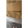 Image 3 : PALLET OF 10 BOXES OF THEO RE38 38OZ RECTANGULAR CONTAINERS WITH LIDS - 150 PER BOX = APPROX 1,500