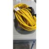 Image 3 : LOT OF APPPORX 75FT EXTENSION CORD YELLOW