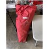 Image 1 : OUTBOUND CRYSTAL II THML ICE FISHING TENT