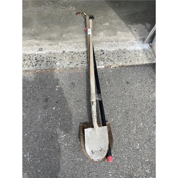 BUNDLE OF SHOVELS