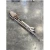 Image 3 : BUNDLE OF GARDEN TOOLS