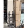 Image 5 : LOT OF METAL CORNERS AND WALL SHELVING BRACKETS