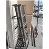 Image 8 : LOT OF METAL CORNERS AND WALL SHELVING BRACKETS