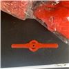 Image 3 : 12 NEW 36 PACKS OF PLASTIC CORDLESS WEED TRIMMER BLADES