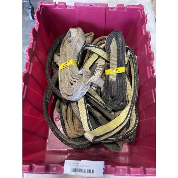 TOTE OF VARIOUS SIZE STRAPS