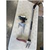 Image 1 : WEED PULLER AND SPRINKLER