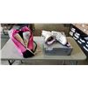Image 1 : 3 PAIRS OF FIGURE SKATES