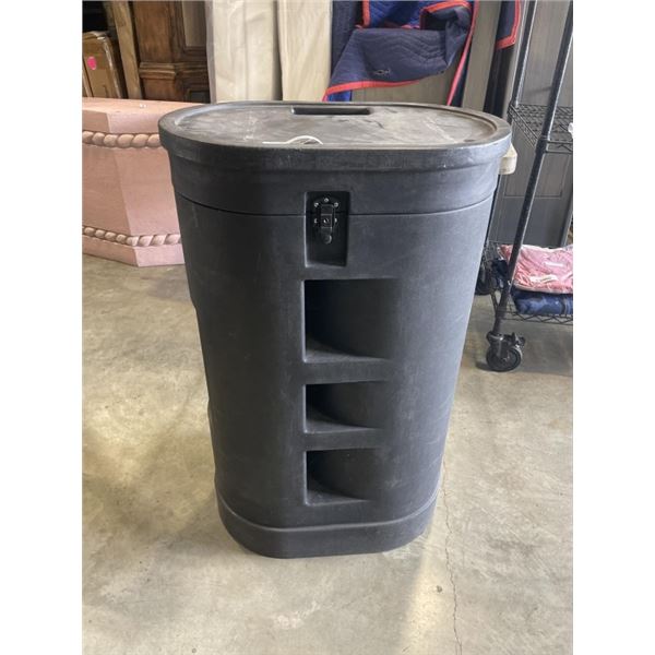 LOCKING STORAGE BIN