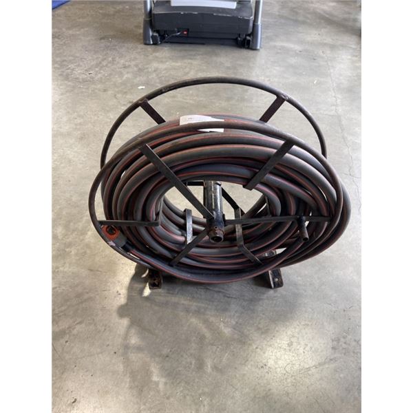 GARDEN HOSE ON METAL REEL