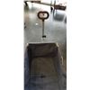 Image 2 : OUTBOUND FOLDING WAGON
