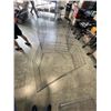 Image 1 : 2 WIRE CAGE DOG PENS