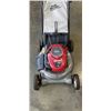 Image 4 : CRAFTSMAN 6.5HP GAS LAWNMOWER, RUNNING