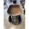 Image 3 : YARDWORKLS WHEELBARROW