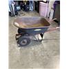 Image 4 : YARDWORKLS WHEELBARROW