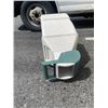 Image 6 : BLIZ POUR N STOP DISPENSER AND PLASTIC DRUM (200 LITRE CAPACITY) NO LID