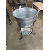Image 1 : GALVANIZED BUCKET ON STAND