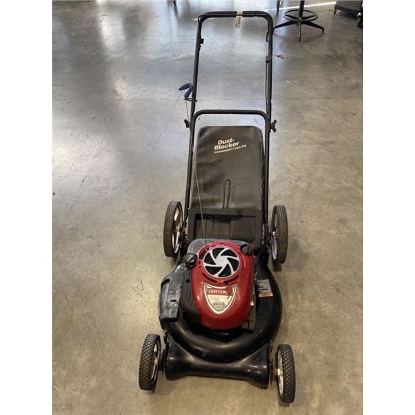 CRAFTSMAN 21 INCH BRIGGS AND STRATON LAWNMOWER, RUNS