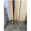 Image 3 : ASSORTED STYLE IRON PLANT POT HANGERS