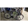 Image 6 : GREEN AND GRAY SUPERCYCLE BIKE