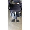 Image 5 : ELECTRIC SCOOTER - NEEDS BATTERY AND NEW BACK CUSHION