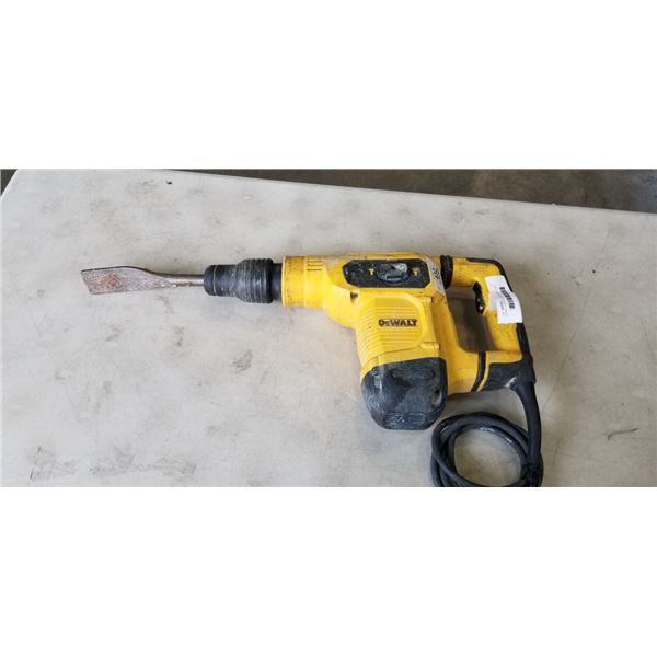 DEWALT D25481 1-9/16 SDS MAX ROTARY HAMMER WITH BIT, TESTED WORKING