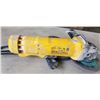 Image 3 : DEWALT 4-1/2 INCH ANGLE GRINDER, TESTED WORKING
