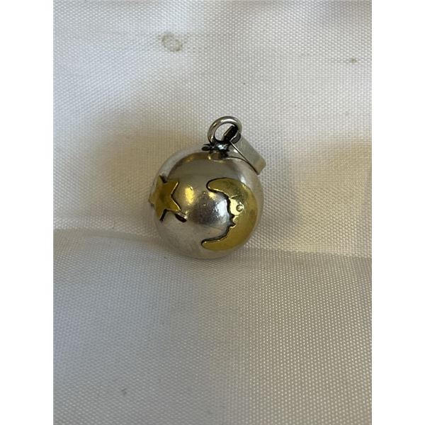 VINTAGE STERLING SILVER RINGING HARMONY BELL PENDANT