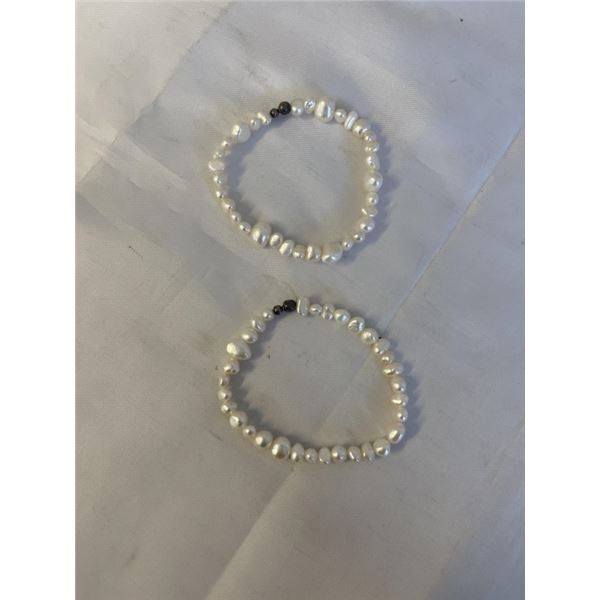 PAIR OF GENUINE PEARLS W/ SILVER BEADS BRACELET
