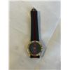 Image 1 : LADIES GUCCI QUARTZ WATCH MARKED GUCCI 8701L BATTERY REQUIRED