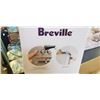Image 2 : BREVILLE STAINLESS FOUR SLICE TOASTER WORKING