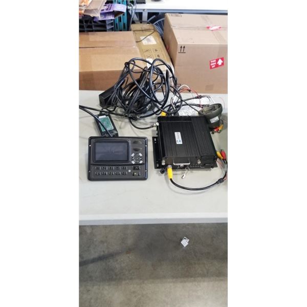 STREAMMAX X5 MOBILE DIGITAL VIDEO RECORDER FOR VEHICLE SURVELLIENCE